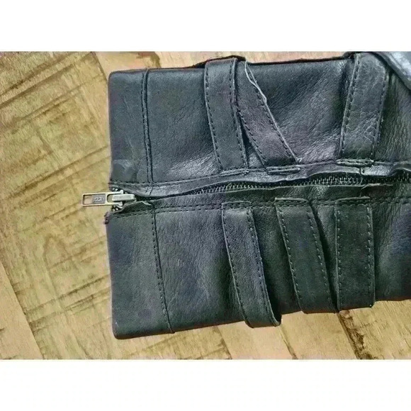 UGG Caroline High Heel Black Leather Side Zip Winter Boots Womens Size 6 - Picture 12 of 16